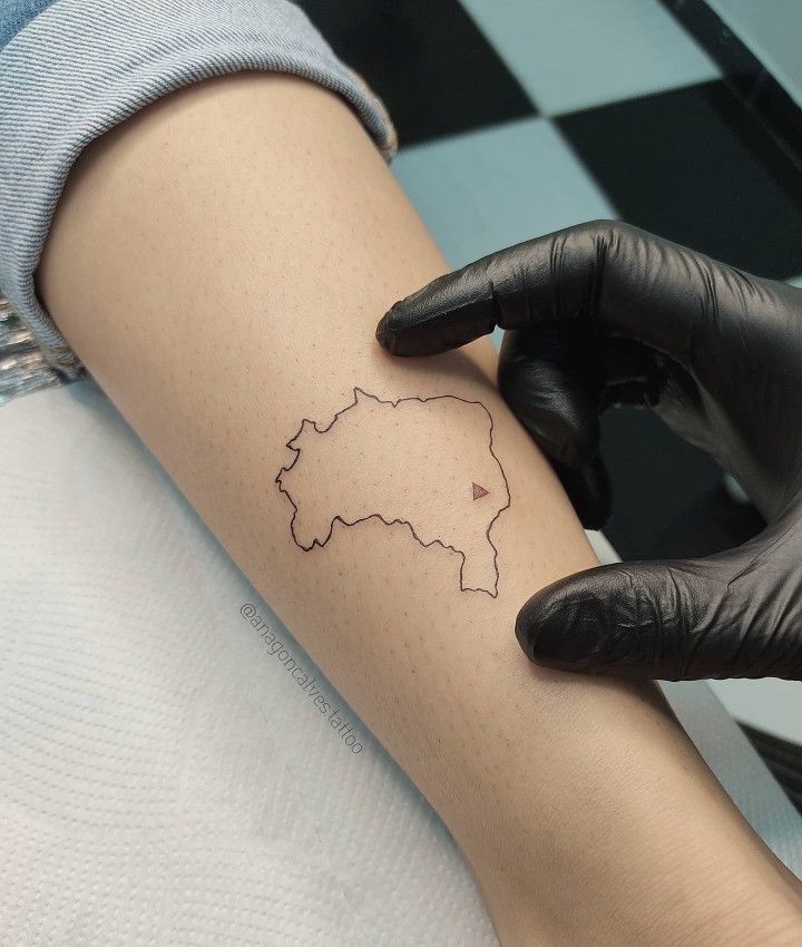 Pin by Lais Emanuelle on Quick Saves | Petite tattoos, Small tattoos,  Tattoos for women