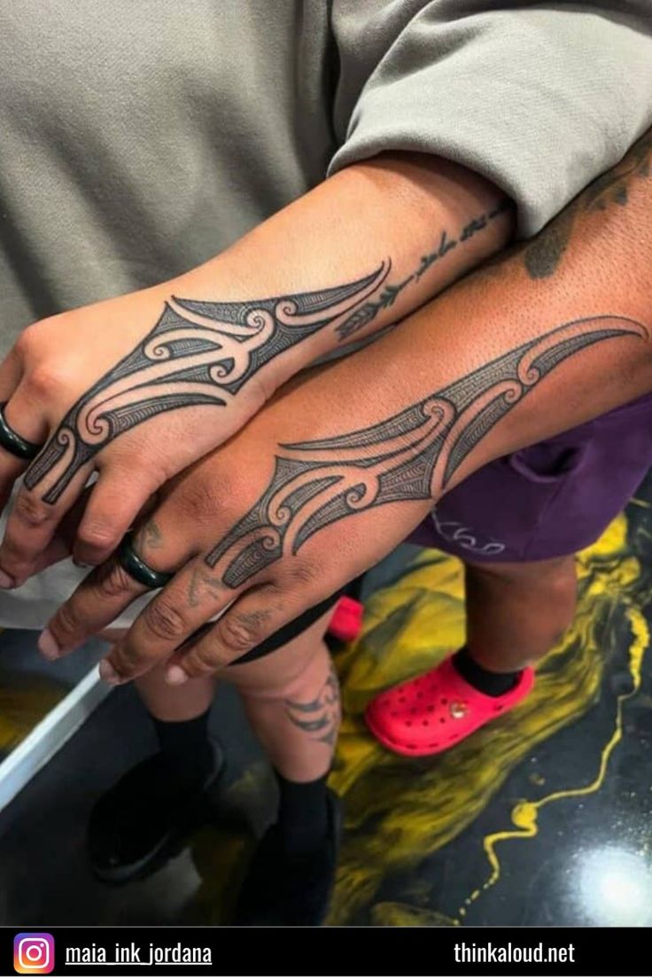Matching Maori tattoos