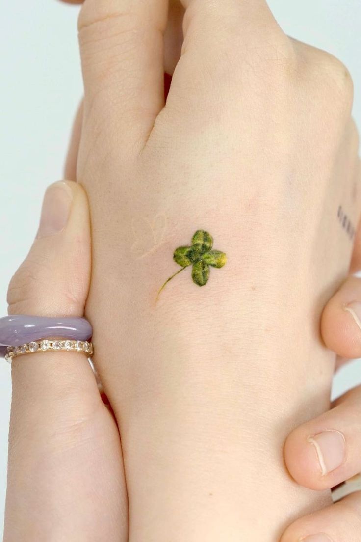 30+ Amazing Four Leaf Clover Tattoo Ideas