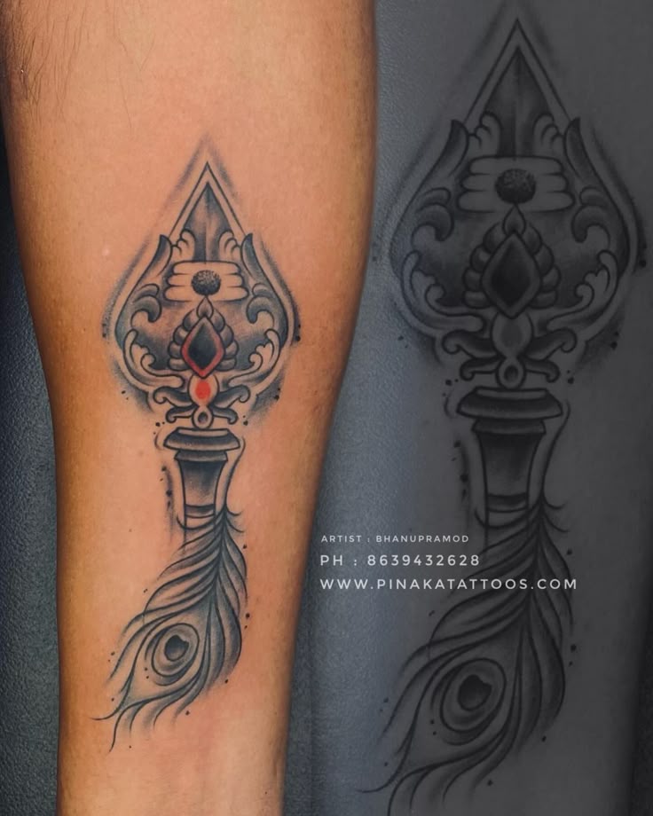 ☎️ : 8639432628 (Murugan vel tattoo) . . Dm for appointments @pinakatattoostudio . . @anand_luvslavu @anand_loves_lavanya . . #ayyappaswami #palanimurugantemple #lordayyappa #ayyappasevasangam #hindutemple #omsaravanabhava #sabarimalatemple #vetrivel ...