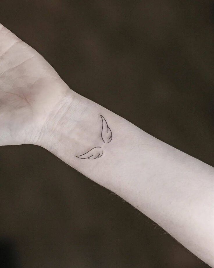 Best Angel Wing Tattoo Ideas For Women | Updated 2023