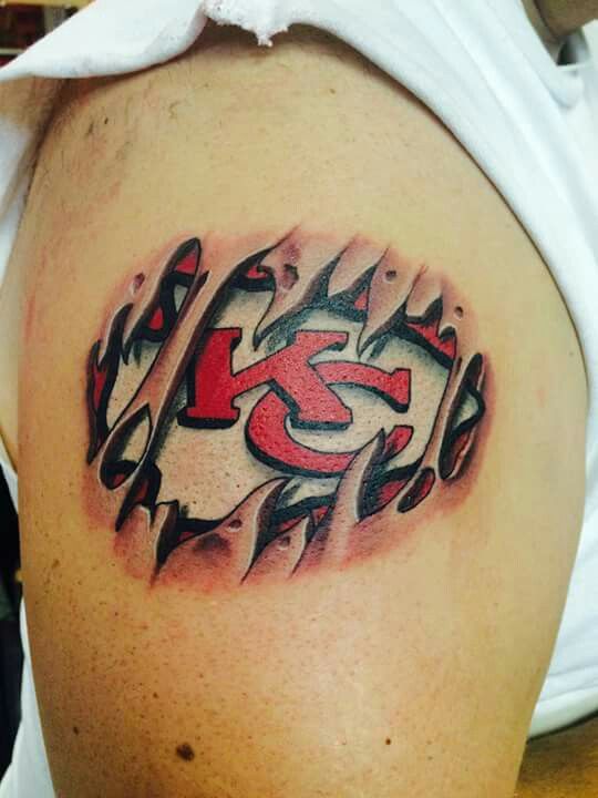 Pin by Sascha Friedrich on Tattoo ideen | Leg tattoo men, Feather tattoo  design, Drake tattoos