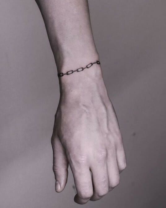 52 Chain Bracelet Tattoo Ideas for Men and Women