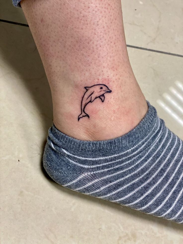 180+ Creative Dolphin Tattoos Designs with Meanings (2024)
