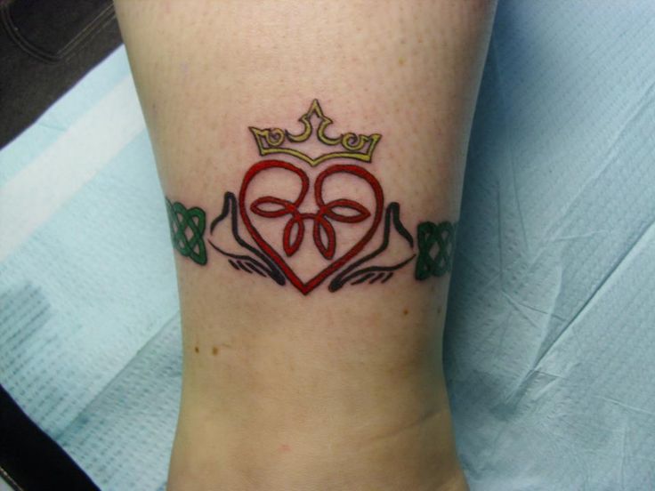 would like to have this in b/w on my wrist