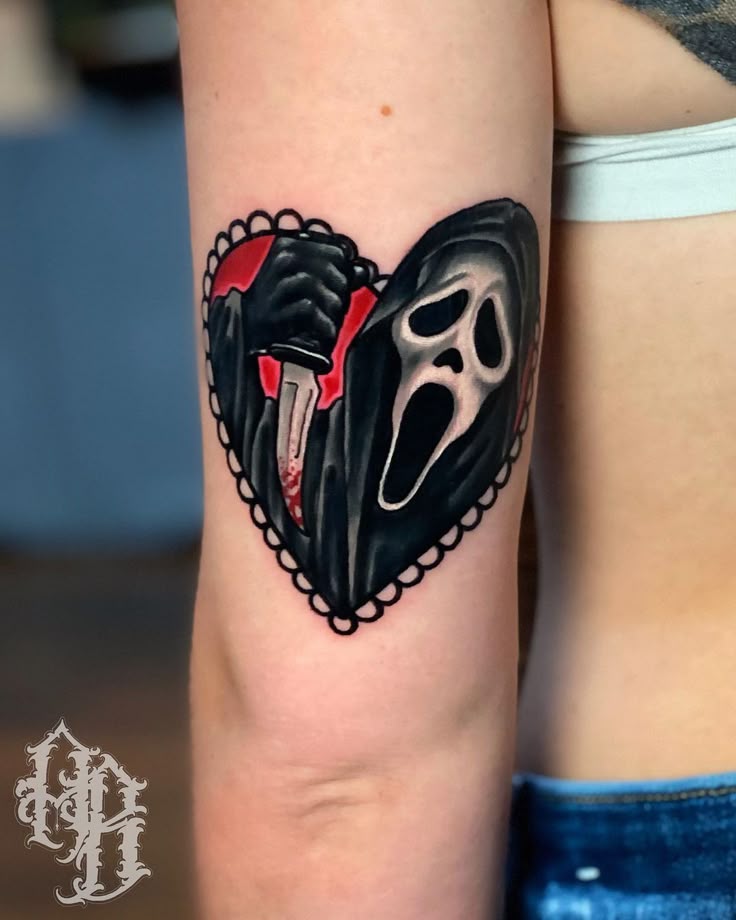 Austin Britt on Instagram: “Starting the spooky season off right with this  super rad ghostface tattoo. It's never too… | Movie tattoos, Scary tattoos,  Horror tattoo