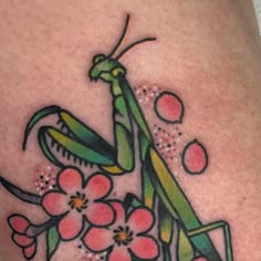 Discover 7 Mantis Tattoo and Praying Mantis Tattoo Traditional Ideas | orchid mantis tattoo, peacock mantis shrimp tattoo, cute praying mantis tattoo and more