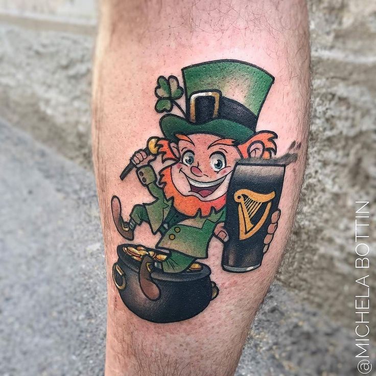 Leprechaun tattoo by @michelabottin at @darkinktattoostudio in Garlasco  Italy #michelabottin #darkinktattoostudio #garlasco #italy #leprechaun  #leprechauntattoo #irishelf #ireland #irelandtattoo #stpatrick #guinness  #guinnessbeer #guinnesbeertattoo ...