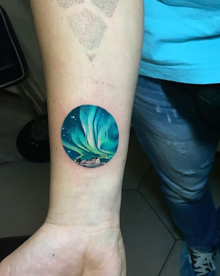 Lello Sannino on Instagram: “Micromondo 🌎 Aurora Boreale . Northern lights  #aurora #auroraboreale #auroraborealis #micromondo #tattoo”
