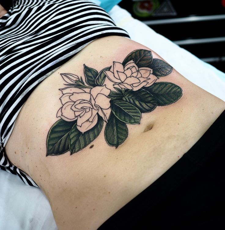 4,183 Likes, 14 Comments - Sophia Baughan (@sophiabaughan) on Instagram: “Start of gardenia flowers cover up for Julie. Swipe left to see the original tattoo! Although that…”