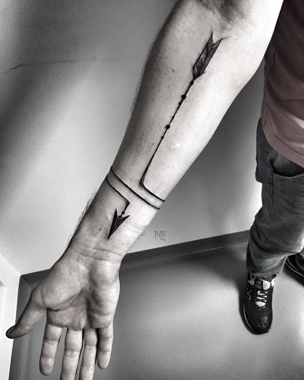 35+ Cool And Stylish Arrow Tattoos For Men In 2019