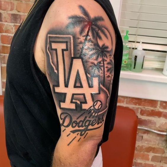 Pin de Brian Malone en top tattoo ideas | Mejores tatuajes antebrazo, Tatuajes impresionantes para chicos, Mejores tatuajes para el brazo