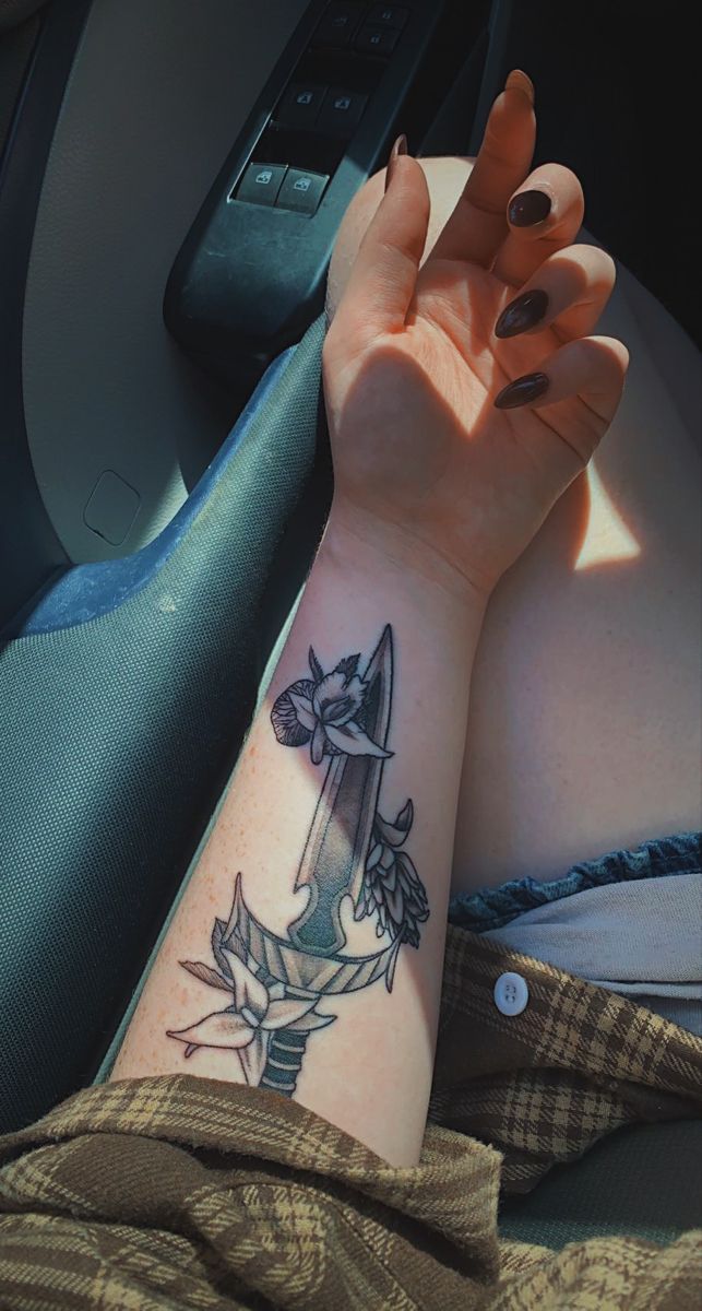 Skyrim Tattoo Mehrunes Dagger Alchemy Flower Minimalist