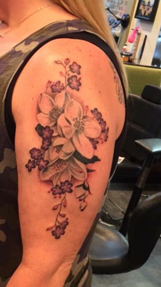 Pin by Alana Dowdy on Arm tattoos | Dogwood tattoo, Dogwood flower tattoos,  Tattoos