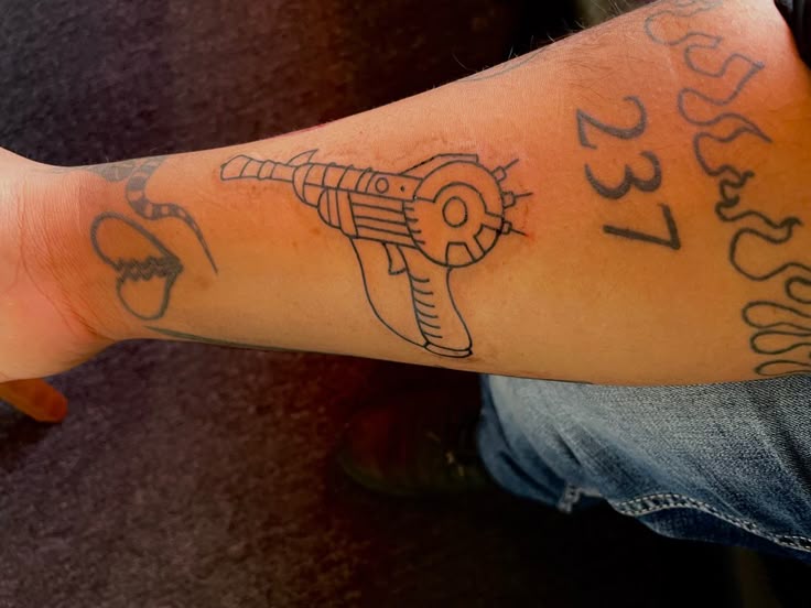 Ray gun tattoo
