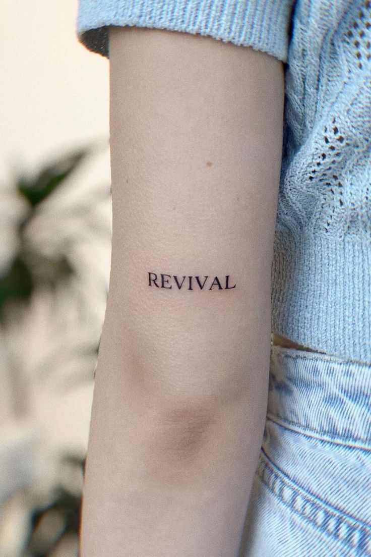 50 Amazing One Word Tattoo Ideas