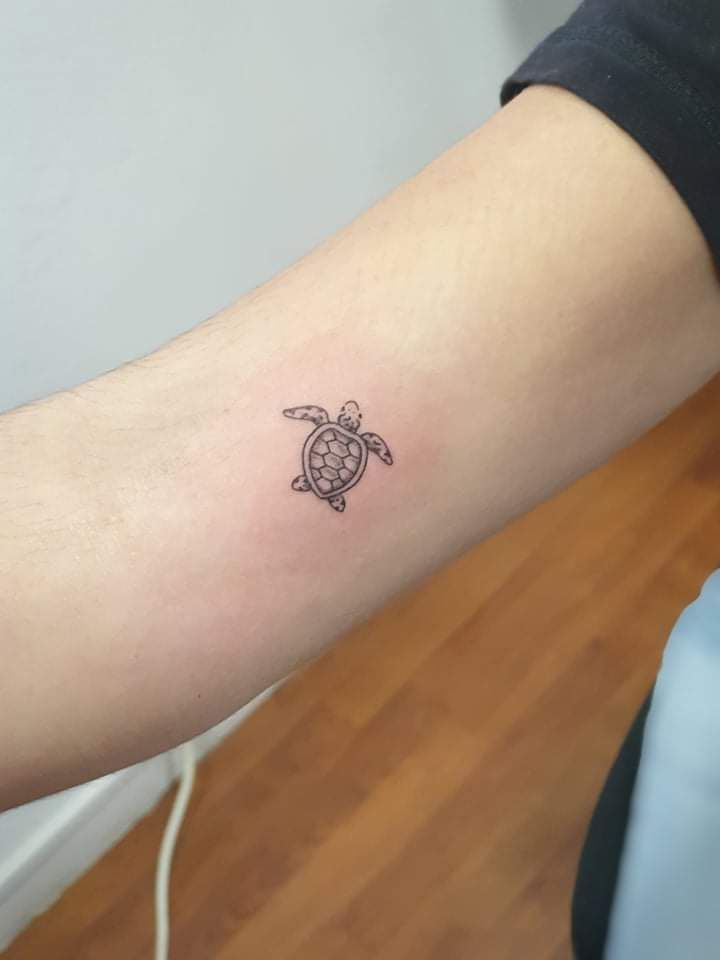 Tiny turtle tattoo #tattoo #ink #art #design #idea #tinytattoo #tiny #turtle