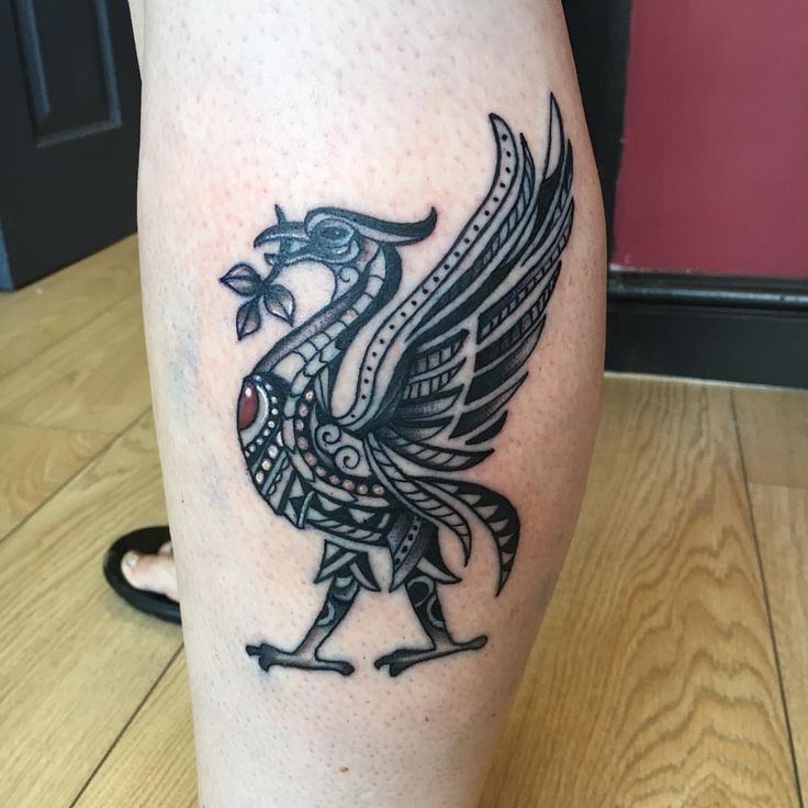 Pin by Mariano Ranjan on My Saves | Liverbird tattoo, Lfc tattoo, Tattoo designs
