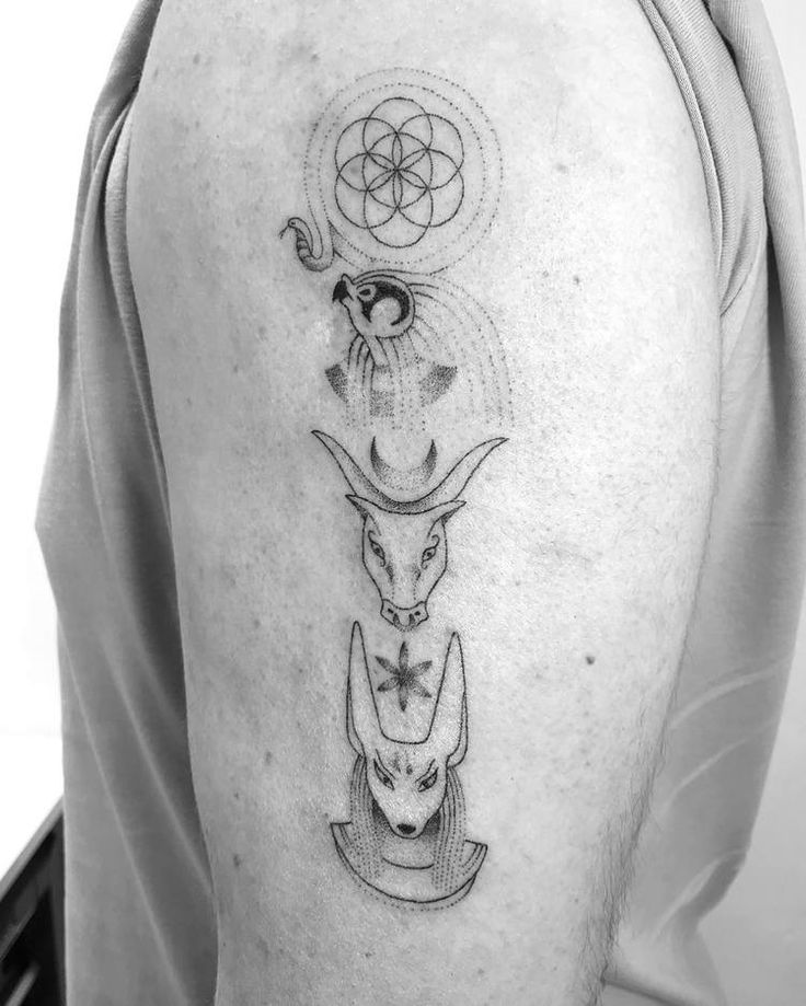 44 Timeless and Meaningful Egyptian Tattoo Designs | TattooAdore
