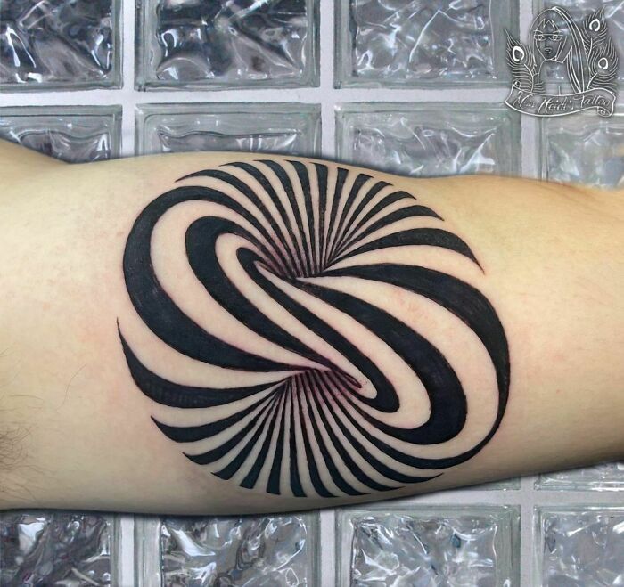 91 Optical Illusion Tattoos With Eye And Mind-Bending Designs