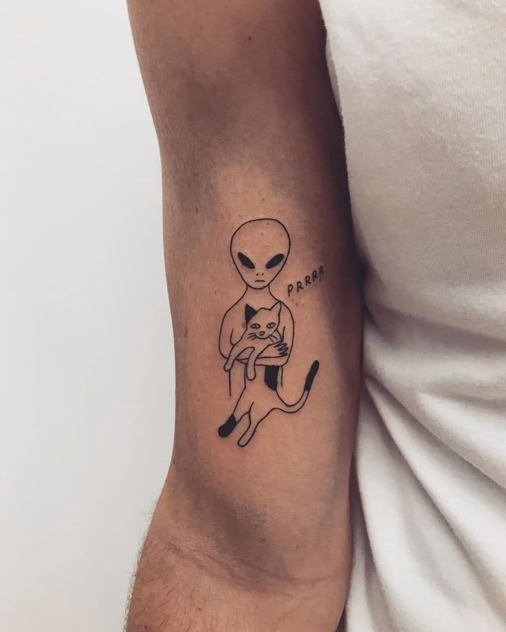 101+ Alien Tattoo Designs You Need To See!