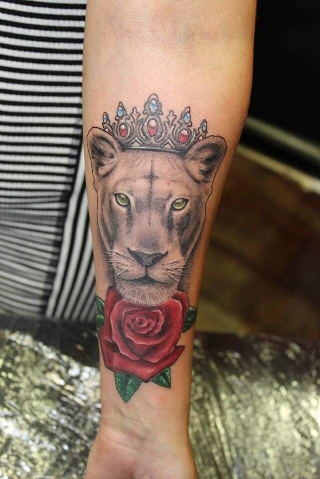 10+ Best Lioness Tattoos - Queen Tattoo Ideas