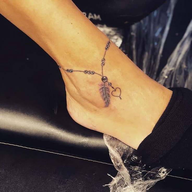 Ankle Bracelet Tattoo Ideas for Women - Mom's Got the Stuff